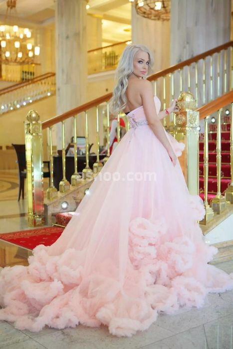 Как быстро понять, дорогая или дешевая индивидуалка перед вами? Как быстро понять, дорогая или дешевая индивидуалка перед вами?